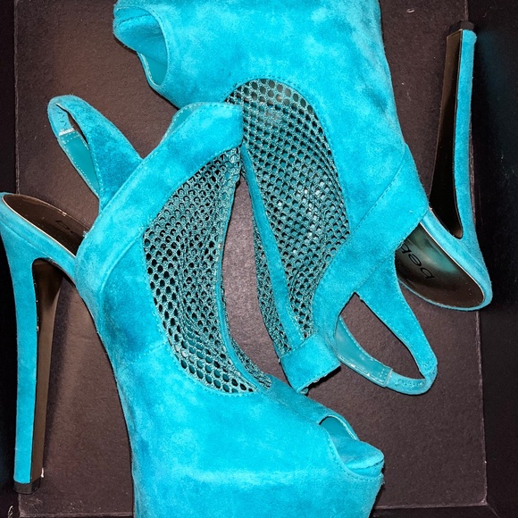 bebe High Heels - Picture 1 of 6